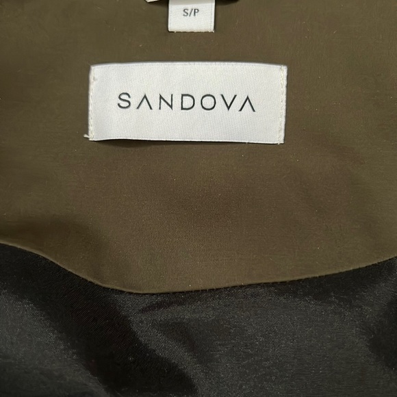 Sandova Gytha Asymmetrical Down Jacket with Inner Bib, Size Small, New condition - Picture 5 of 16
